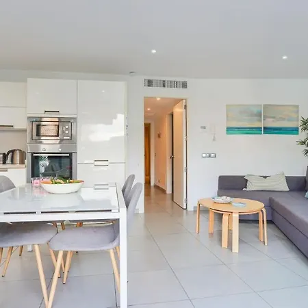 La Perla 6 Apartment